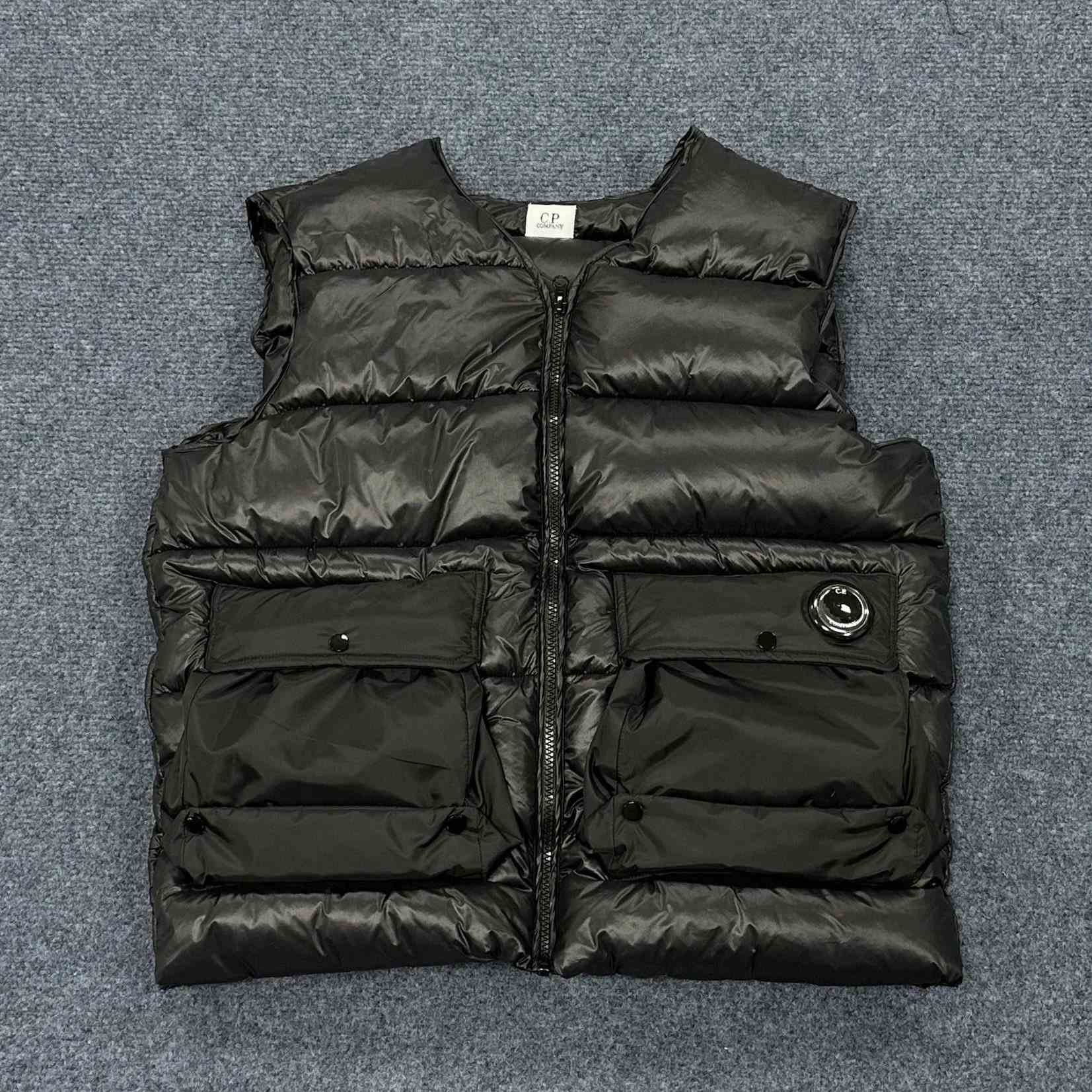 Vest - Black