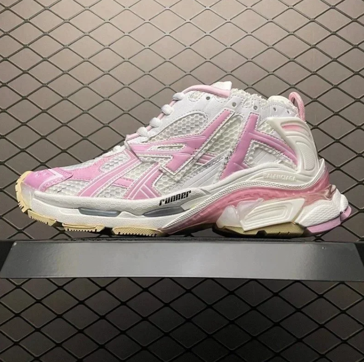 runner老爹鞋粉嫩粉